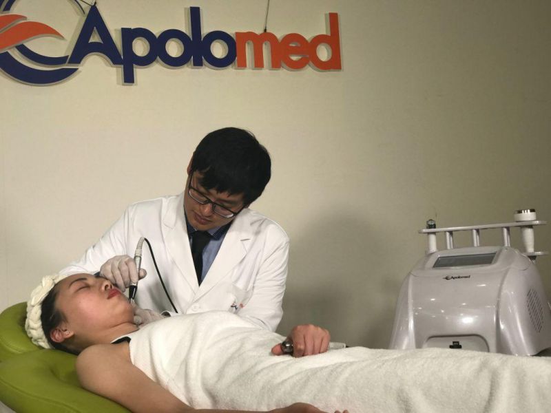 Cryo Therapy Fat Freezing Machine in Apolomed for Skin Care and Face Lifting