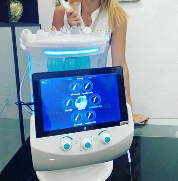 Hydro Facial Machine Aqua Peeling Dermabrasion Facial Machine/H2O2 6 in 1 Deep Clear Oxygen Spray Machines